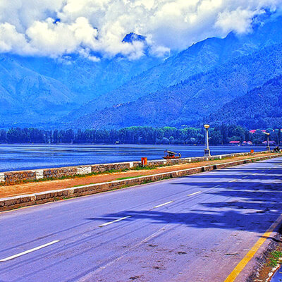Boulevard Road Srinagar with Durvankur Holidays