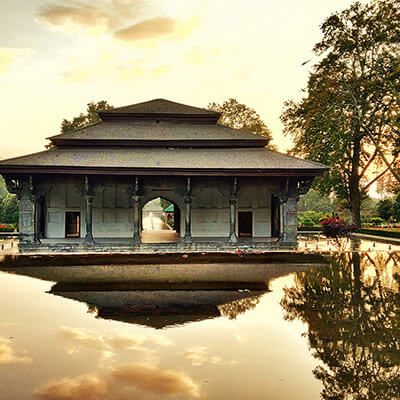 Mughal Garden Srinagar with Durvankur Holidays